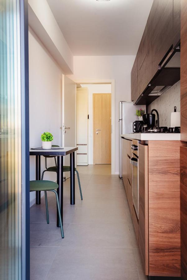 New Luxury City Center Studio Bukares Bagian luar foto